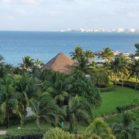 Cancun Amara